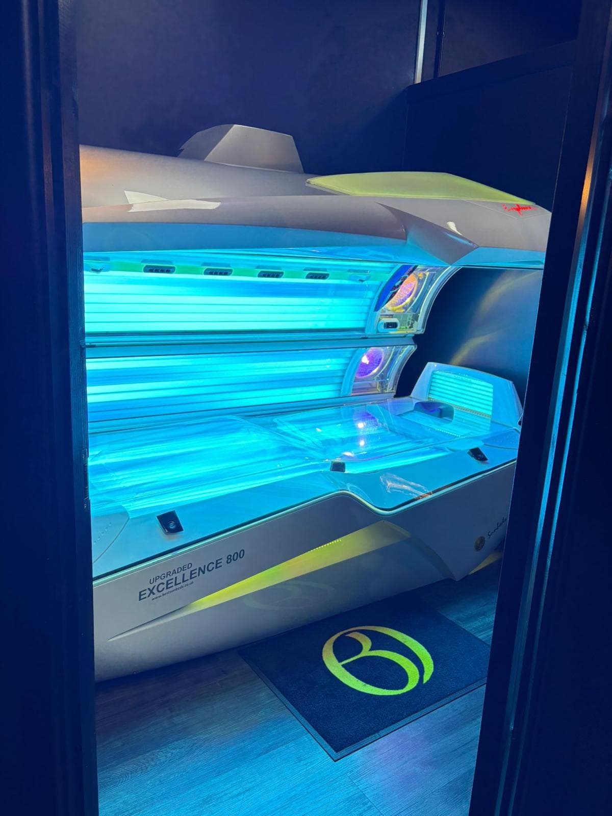 Sunbeds at Olive Beauty Marston Moretaine