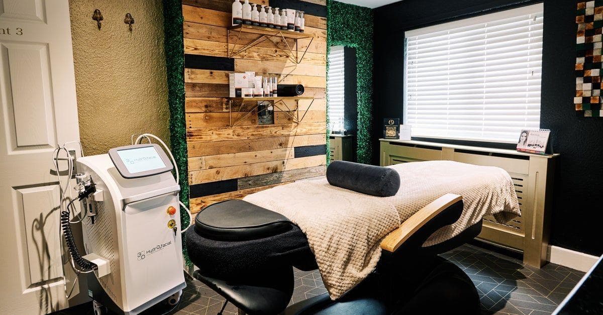 CryoPen at Olive Beauty & Aesthetics